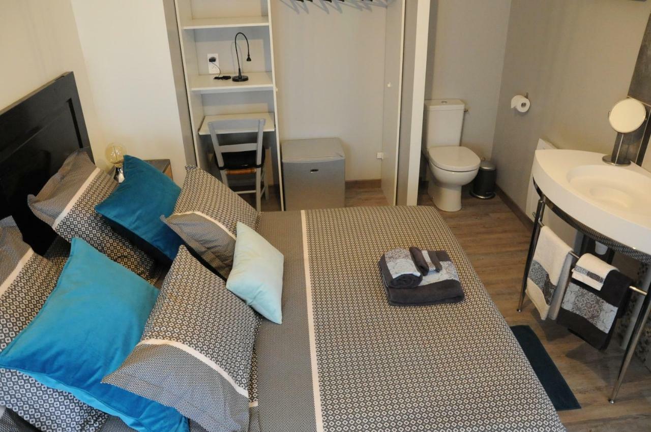 Le Nid De Sigogne Bed & Breakfast Ngoại thất bức ảnh